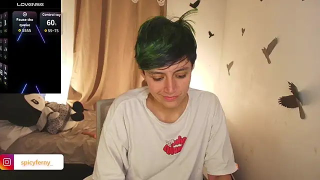 9 Fernanda 9 online show from 10/25/25, 08:55