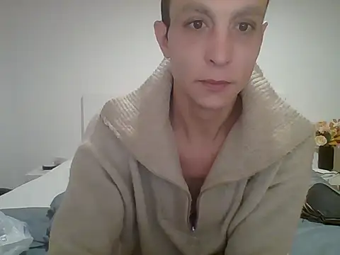 Snapshot of xxxlecram chatting on 02/16/26, 08:54 xxxlecram online show from 02/16/26, 08:54