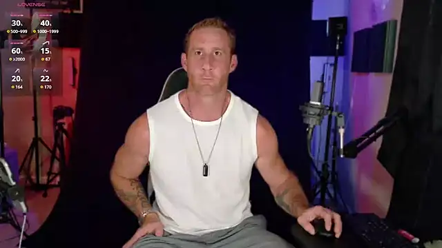 Snapshot of FiftyShadez chatting on 09/20/25, 08:10 FiftyShadez online show from 09/20/25, 08:10