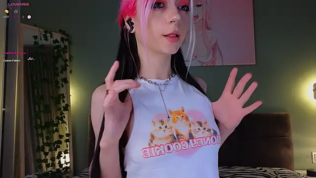 TristaRoht online show from 12/20/24, 09:17