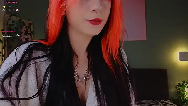 TristaRoht online show from 01/31/25, 03:22