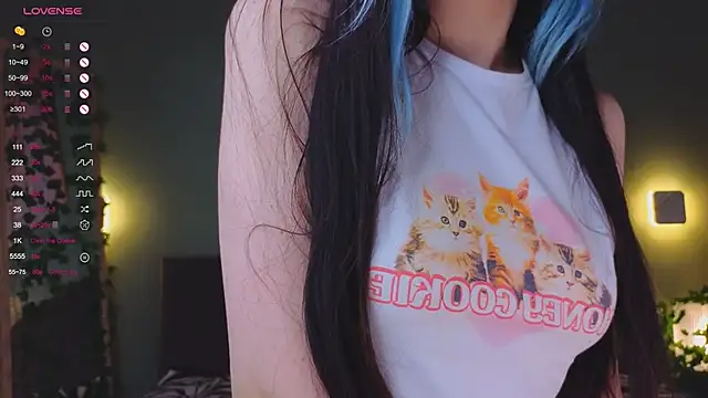 TristaRoht online show from 03/10/25, 05:18