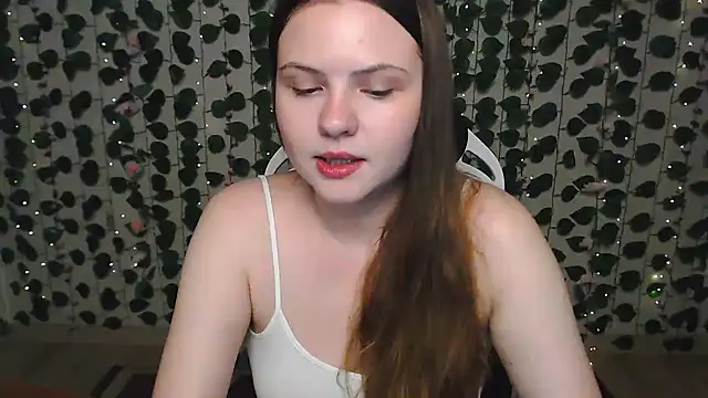 IxxiLiana online show from 12/02/24, 04:09