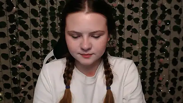 IxxiLiana online show from 12/07/24, 04:09