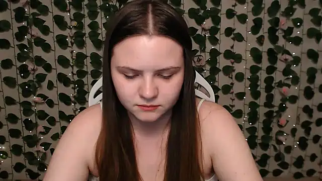 IxxiLiana online show from 12/12/24, 10:24