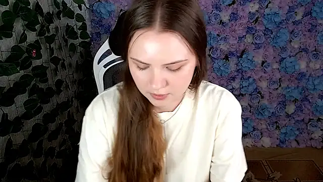 IxxiLiana online show from 09/28/25, 05:02