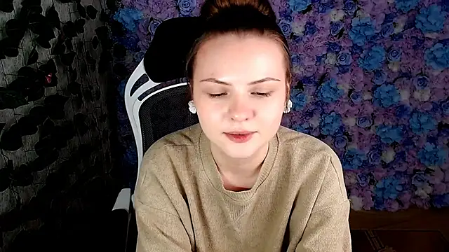 IxxiLiana online show from 10/15/25, 05:07