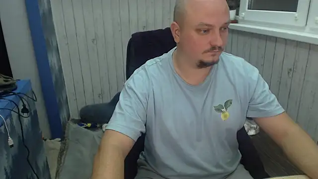 Pandasky online show from 12/16/24, 03:11