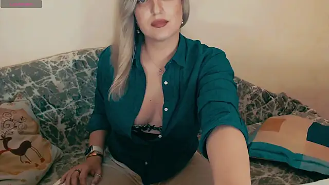 ElysonLang online show from 07/31/26, 07:35