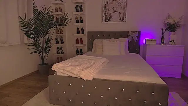 MissyJ online show from 02/07/25, 04:14