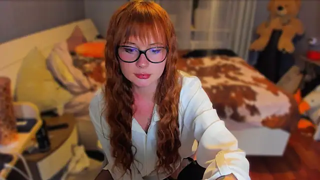 Snapshot of KlementinaBbG chatting on 09/08/25, 08:30 KlementinaBbG online show from 09/08/25, 08:30