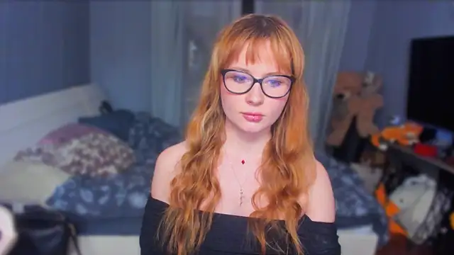 Snapshot of KlementinaBbG chatting on 11/02/25, 07:38 KlementinaBbG online show from 11/02/25, 07:38