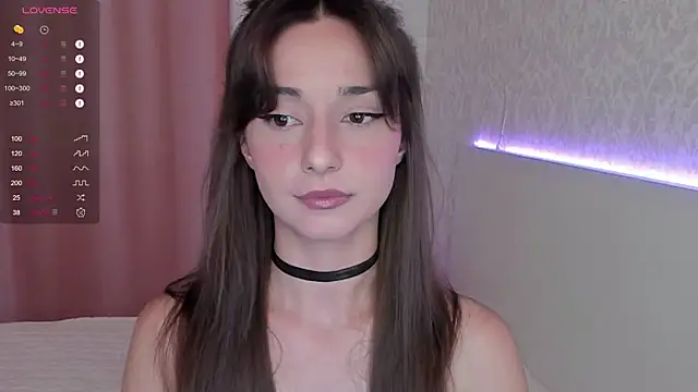 Snapshot of XYour_CharmX chatting on 09/30/25, 03:50 XYour CharmX online show from 09/30/25, 03:50