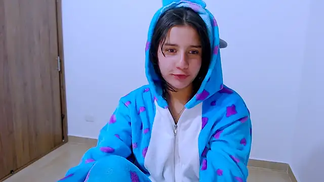 A LittlePrinces online show from 02/01/25, 04:14