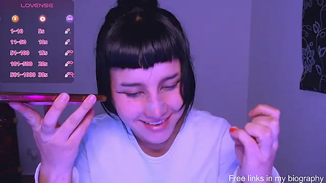 A LittlePrinces online show from 03/19/25, 01:43