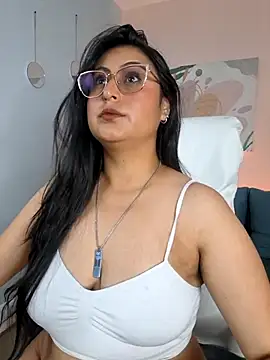 Amber gold  online show from 07/23/26, 04:21