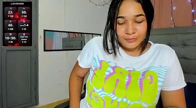 megan kis9 online show from 12/06/24, 09:46