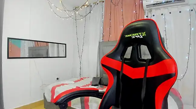 megan kis9 online show from 03/19/25, 06:55