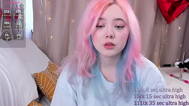   KawaiiYuki   online show from 02/17/25, 08:41