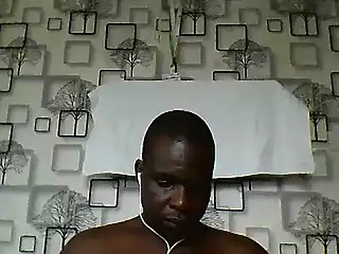 Chumba 001 online show from 12/24/24, 09:06