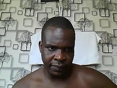 Chumba 001 online show from 02/04/25, 10:43