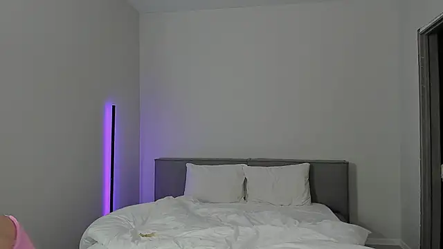 Snapshot of sarahphyllis chatting on 10/29/25, 09:05 sarahphyllis online show from 10/29/25, 09:05