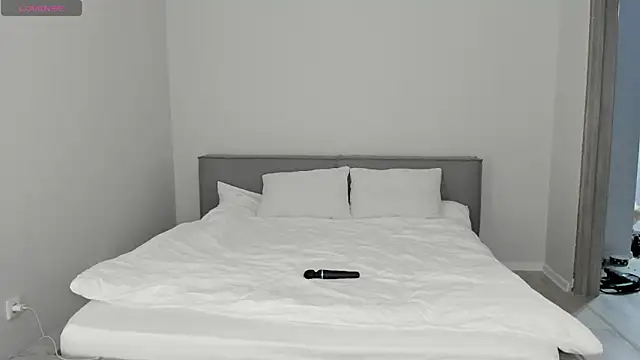 Snapshot of sarahphyllis chatting on 11/29/25, 09:18 sarahphyllis online show from 11/29/25, 09:18