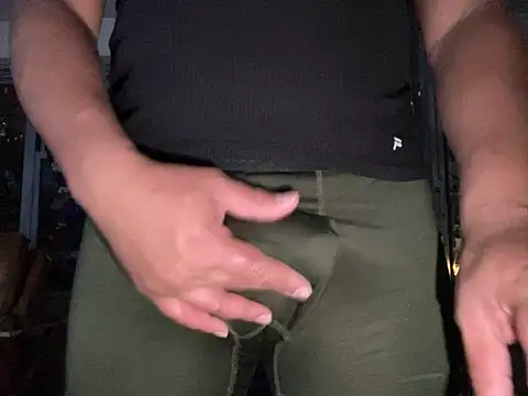 ThickDick Daddy online show from 05/18/26, 05:57