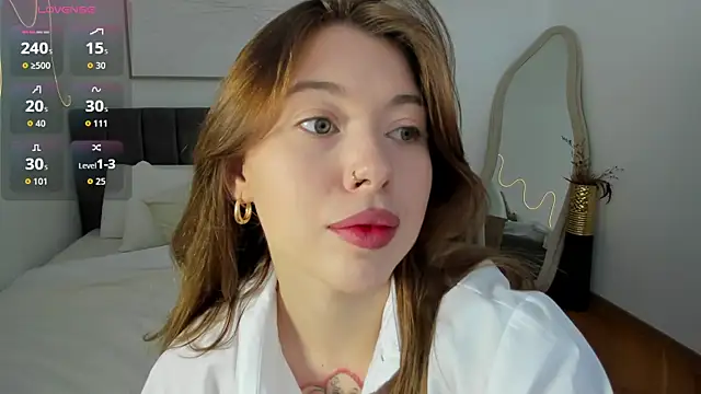 Snapshot of SimonaGerry chatting on 05/27/26, 04:42 SimonaGerry online show from 05/27/26, 04:42