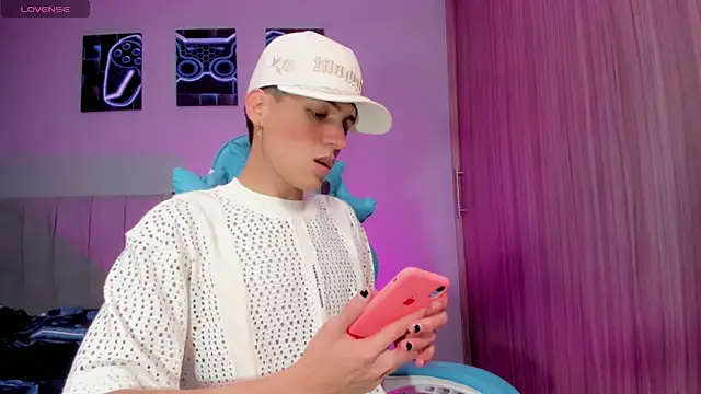 jake and joaquin online show from 09/23/25, 01:52