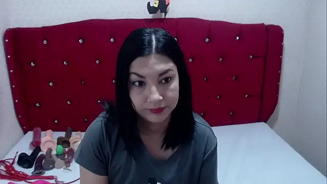 AdaFawxx online show from 10/12/25, 03:16