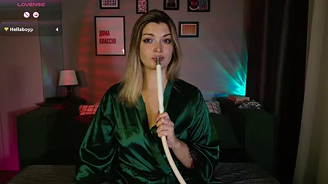 LancasterLady online show from 10/18/25, 02:51