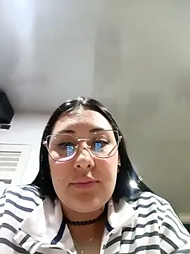 Snapshot of my-kitty chatting on 02/12/25, 02:56 my-kitty online show from 02/12/25, 02:56