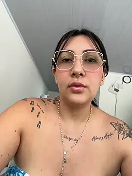 my-kitty online show from 06/17/26, 09:05