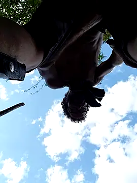 Snapshot of Woodywoodsup1 chatting on 09/14/25, 10:31 Woodywoodsup1 online show from 09/14/25, 10:31