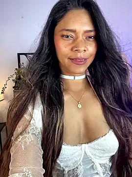 Snapshot of Alliz_Collette chatting on 12/04/25, 12:53 Alliz Collette online show from 12/04/25, 12:53