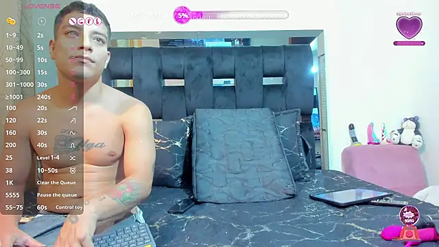 Snapshot of AnderAndMartina chatting on 09/21/25, 10:11 AnderAndMartina online show from 09/21/25, 10:11