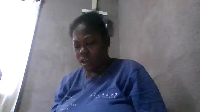 Snapshot of XgeileKutje chatting on 11/11/25, 09:42 XgeileKutje online show from 11/11/25, 09:42