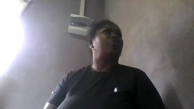 Snapshot of XgeileKutje chatting on 11/23/25, 10:15 XgeileKutje online show from 11/23/25, 10:15