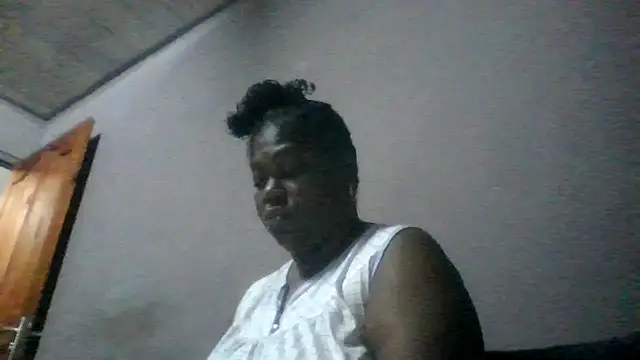 Snapshot of XgeileKutje chatting on 12/04/25, 08:56 XgeileKutje online show from 12/04/25, 08:56