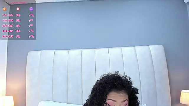 Snapshot of Ashleyy23x chatting on 11/13/25, 07:35 Ashleyy23x online show from 11/13/25, 07:35