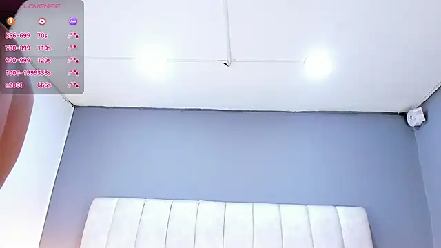 Snapshot of Ashleyy23x chatting on 11/27/25, 07:27 Ashleyy23x online show from 11/27/25, 07:27