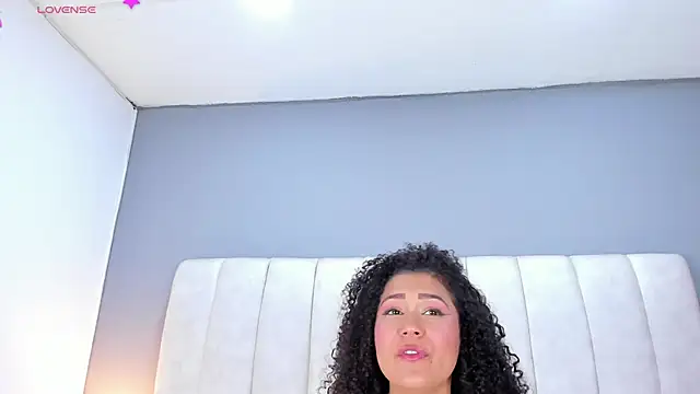 Snapshot of Ashleyy23x chatting on 12/02/25, 07:31 Ashleyy23x online show from 12/02/25, 07:31