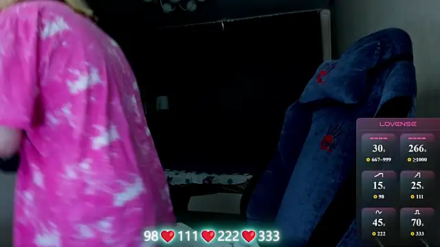 Olivia Munk online show from 06/09/26, 03:51