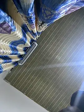 sweet1111 online show from 10/04/25, 12:19