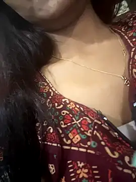 Snapshot of PARI_Hun chatting on 11/07/25, 12:16 PARI Hun online show from 11/07/25, 12:16