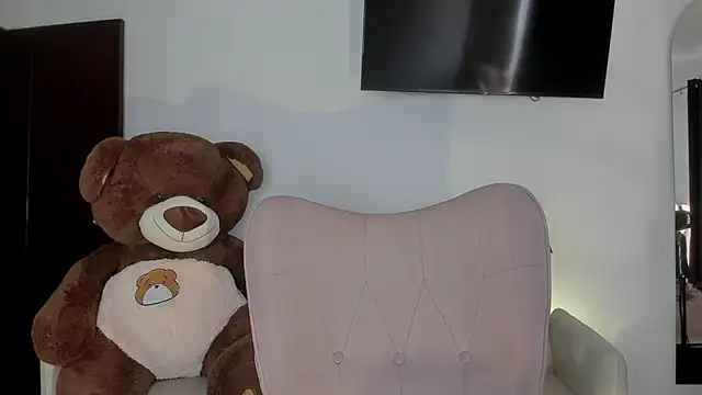 selene king2 online show from 06/16/26, 01:25