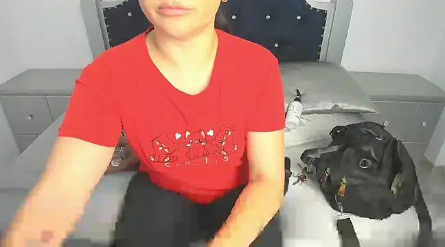 Snapshot of Perverse_Kim chatting on 02/07/25, 10:50 Perverse Kim online show from 02/07/25, 10:50