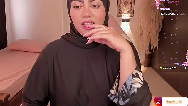 shayla 18 online show from 03/15/25, 07:16