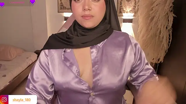 shayla 18 online show from 05/06/26, 11:32